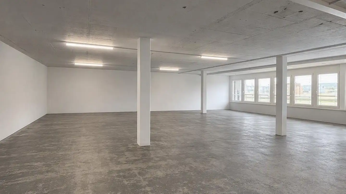 Commercial for rent - Industriestrasse 26, 8404 Winterthur - Photo 2
