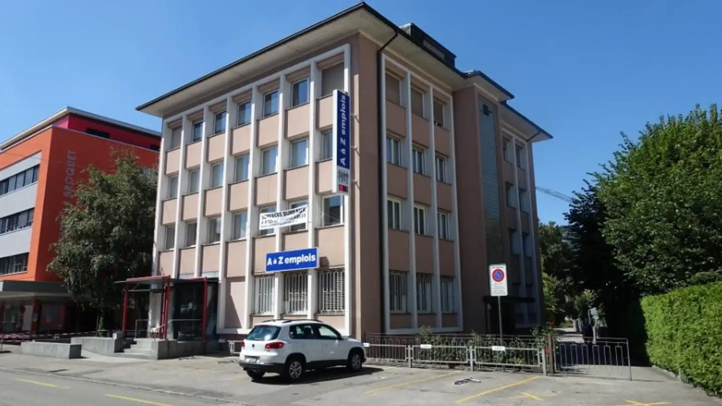 Commercial for rent - Rue De La Molière 19, 2800 Delémont - Photo 3