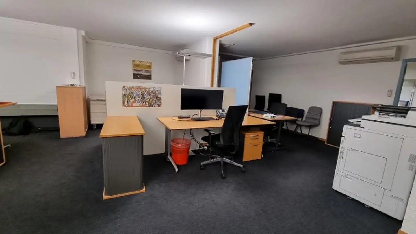 Gewerbe mieten - Route De Bâle 25, 2800 Delémont - Foto 4