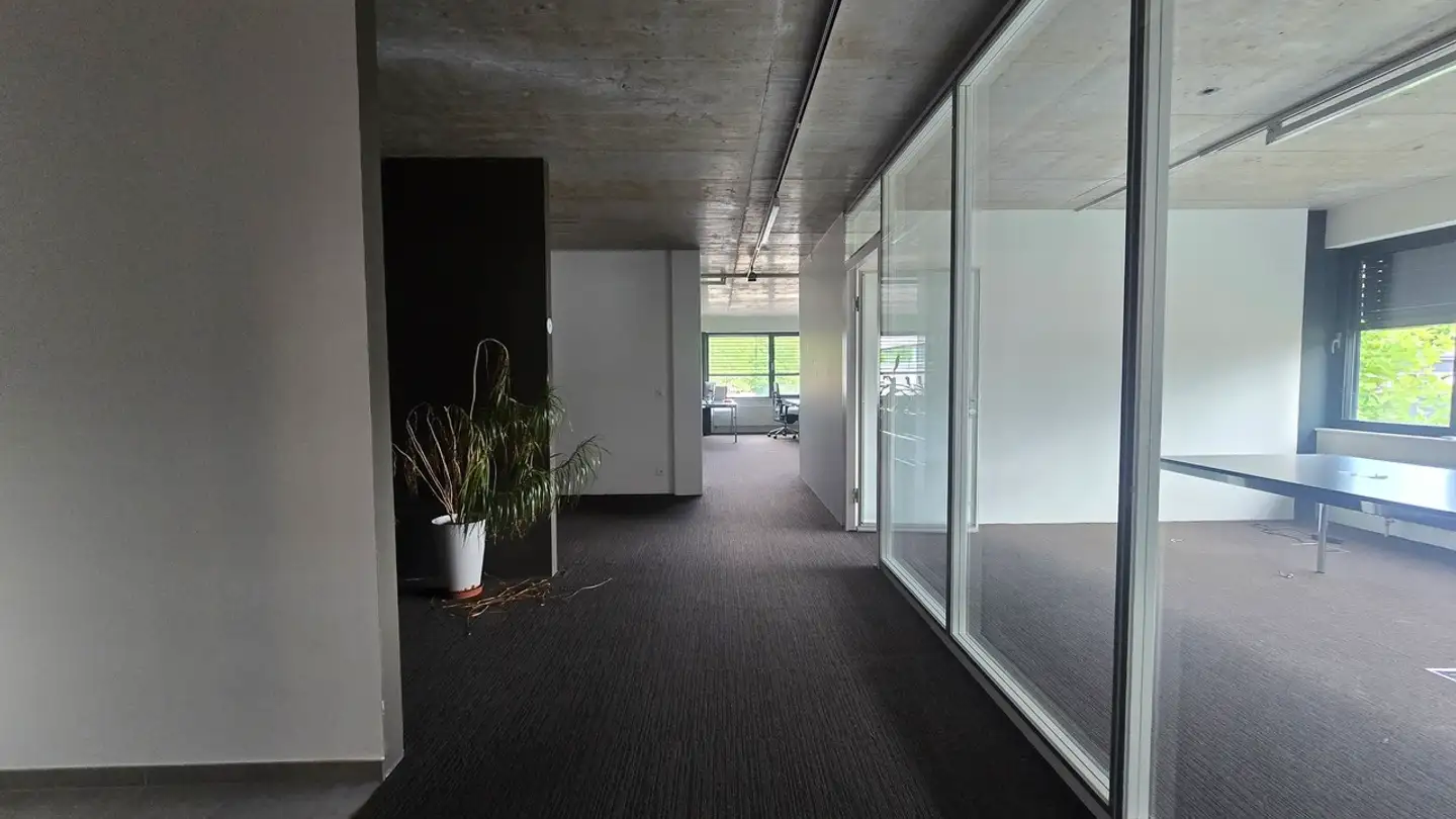 Spazio ufficio in affitto - Chemin De Budron, 1052 Le Mont-sur-Lausanne - Foto 3