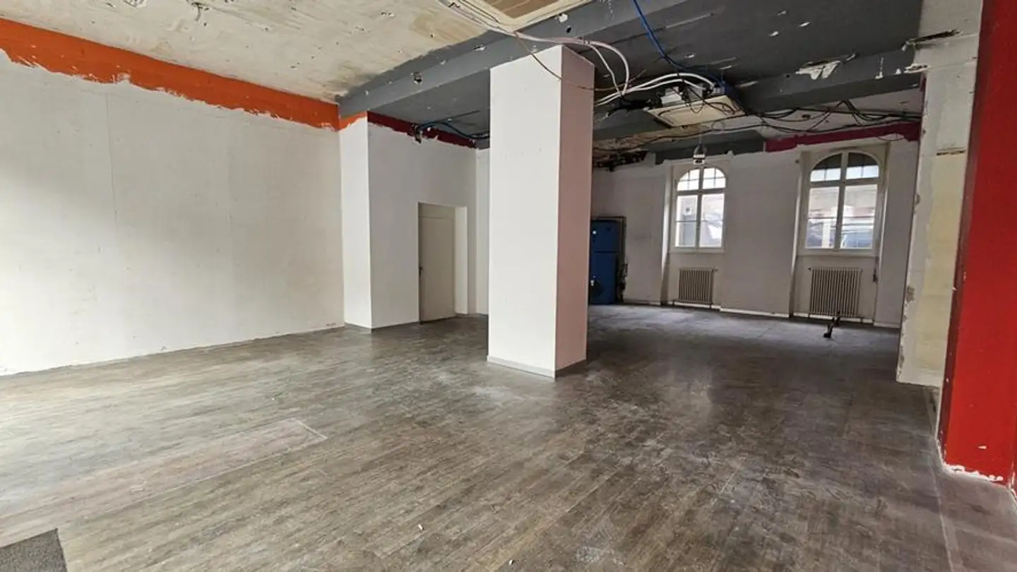 Gewerbe mieten - Avenue Général-Guisan 14, 3960 Sierre - Foto 2