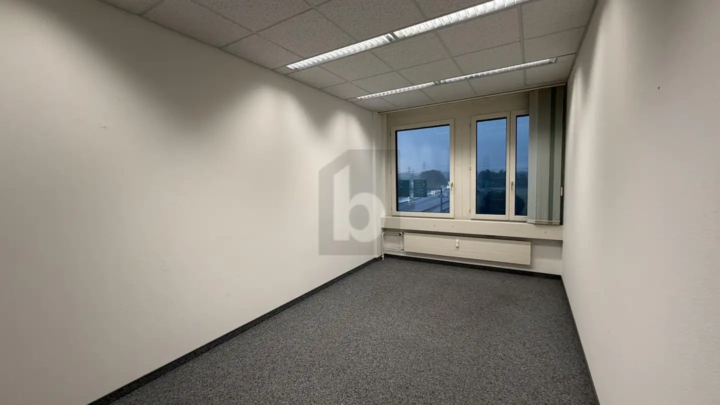 Bürofläche mieten - 6343 Rotkreuz - Foto 2