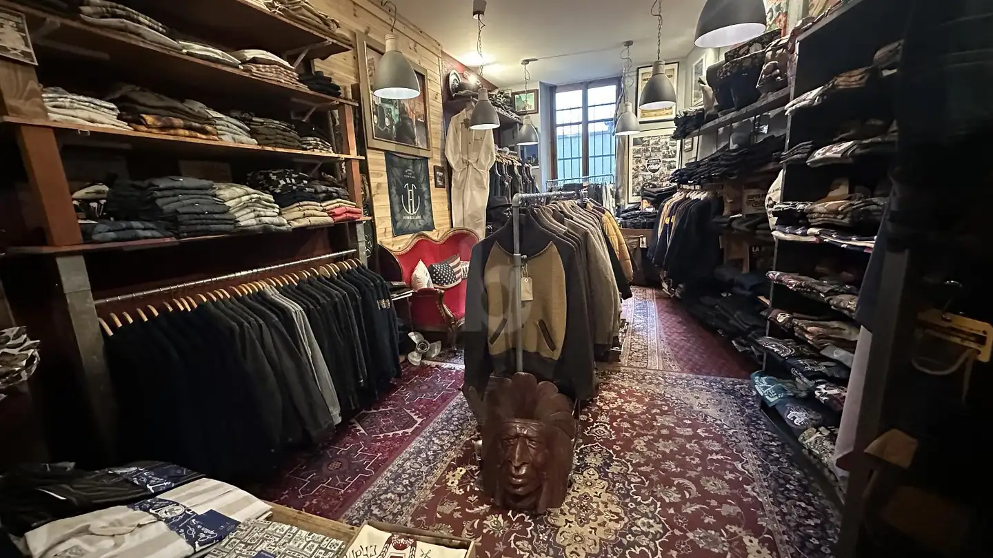 Shop for rent - 1207 Genève - Photo 2
