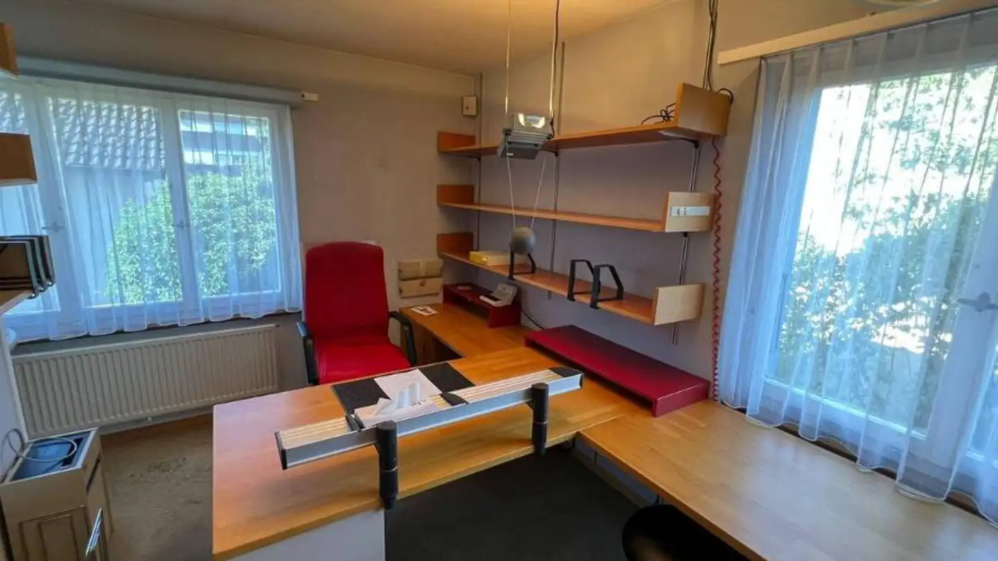 Commercial à louer - Rue Du Jura 23, 2900 Porrentruy - Photo 2