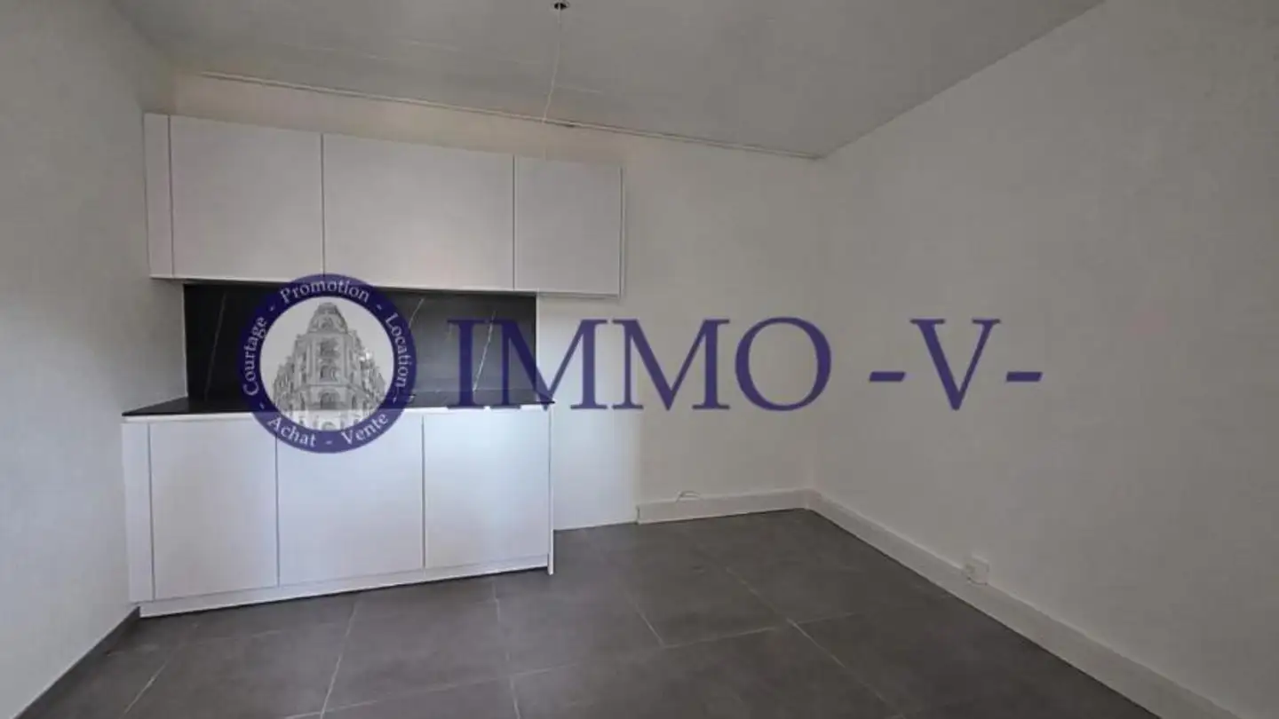 Commercial for rent - Rue De La Gare 4, 2206 Les Geneveys-sur-Coffrane - Photo 3