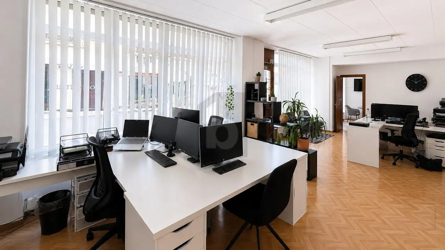 Office space for rent - 1896 Miex - Photo 3