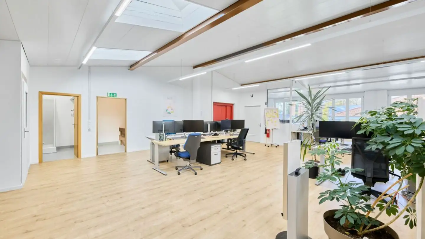 Bürofläche mieten - Aeschwuhrstrasse 15, 4665 Oftringen - Foto 2