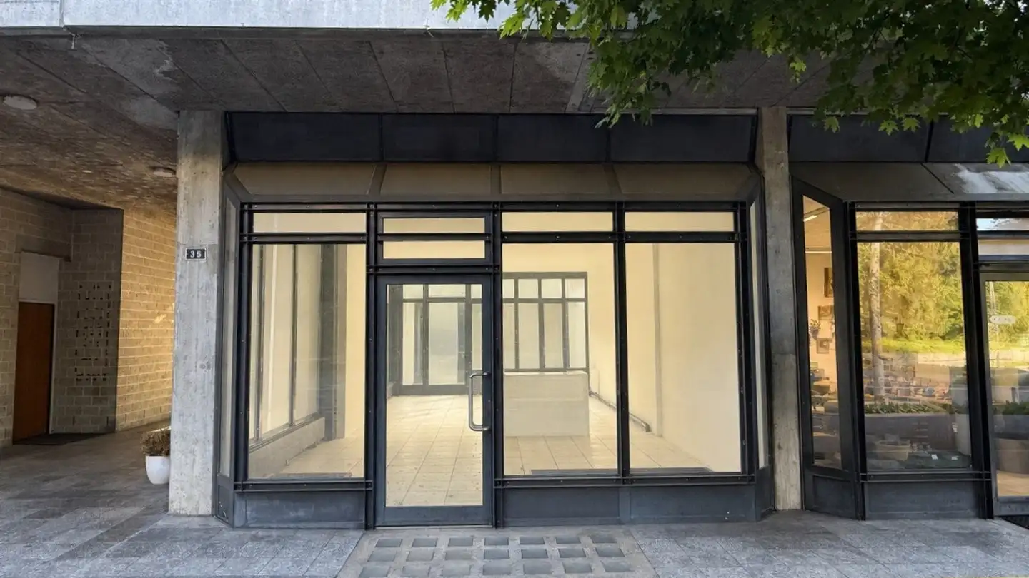 Shop for rent - Bahnhofstrasse 35, 2540 Grenchen - Photo 2