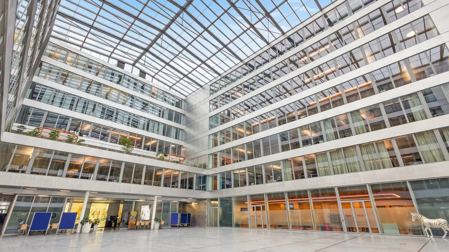 Office space for rent - Thurgauerstrasse 130, 8152 Glattpark (Opfikon) - Photo 2