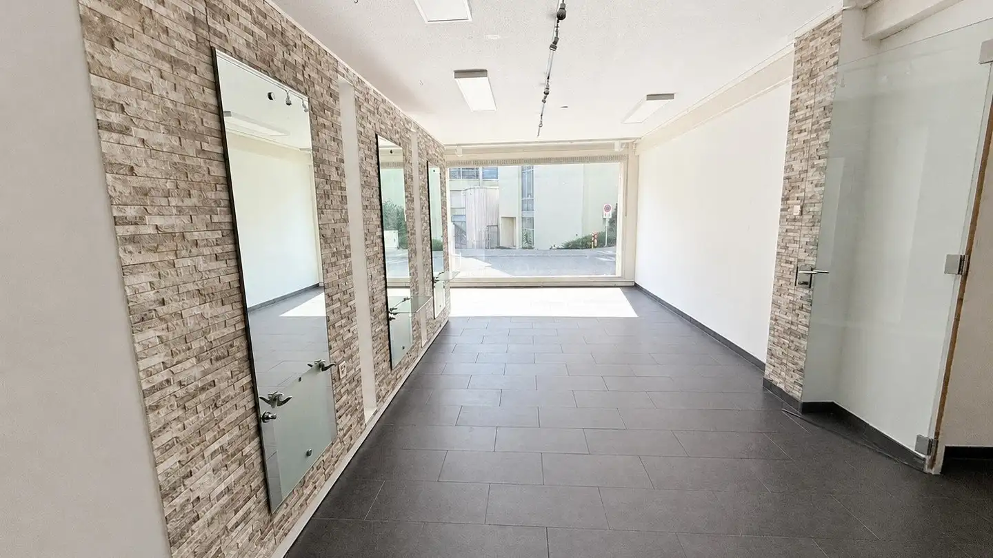 Commercial for rent - Centralstrasse 45, 2540 Grenchen
