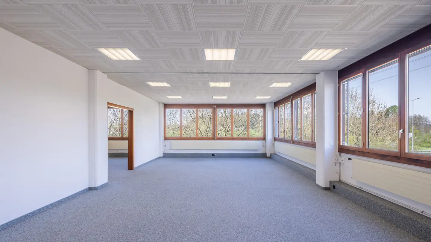 Office space for rent - Alte Steinhauserstrasse 35, 6330 Cham - Photo 2