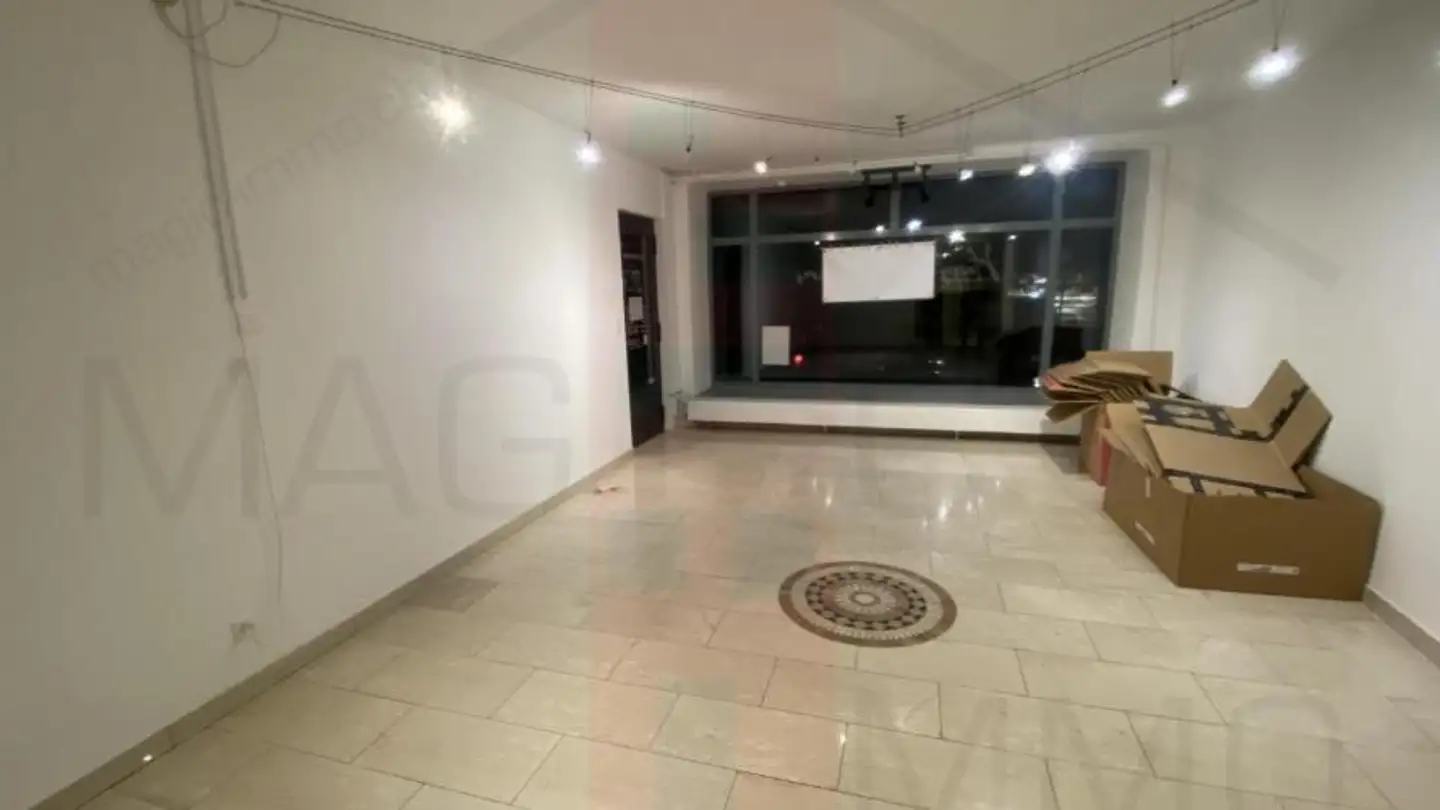 Commercial for rent - Rue De Fer 7, 2800 Delémont