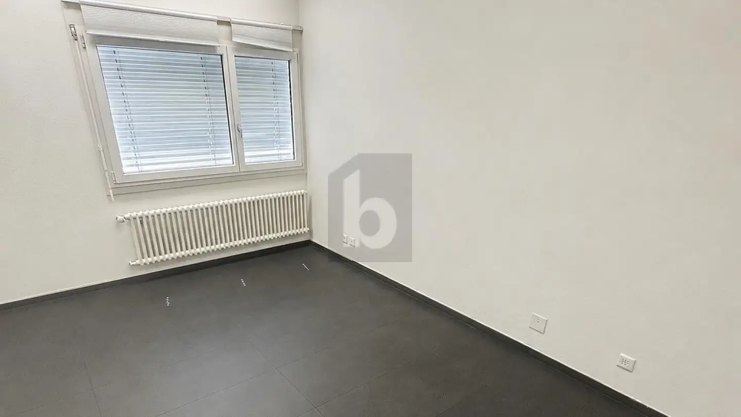 Shop for rent - 8049 Zürich - Photo 3