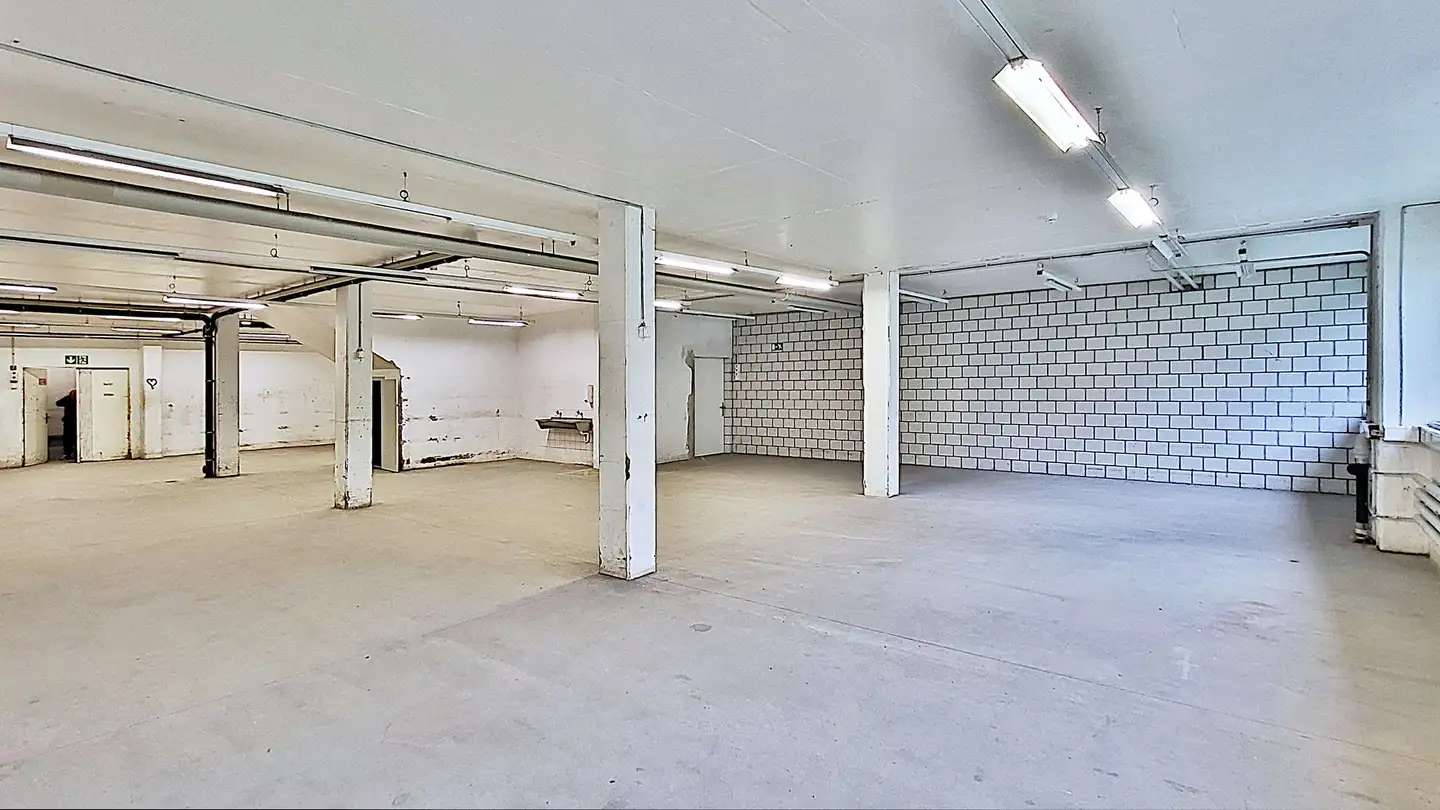 Commercial for rent - Chemin Du Coin / Eckweg 8, 2504 Biel/Bienne