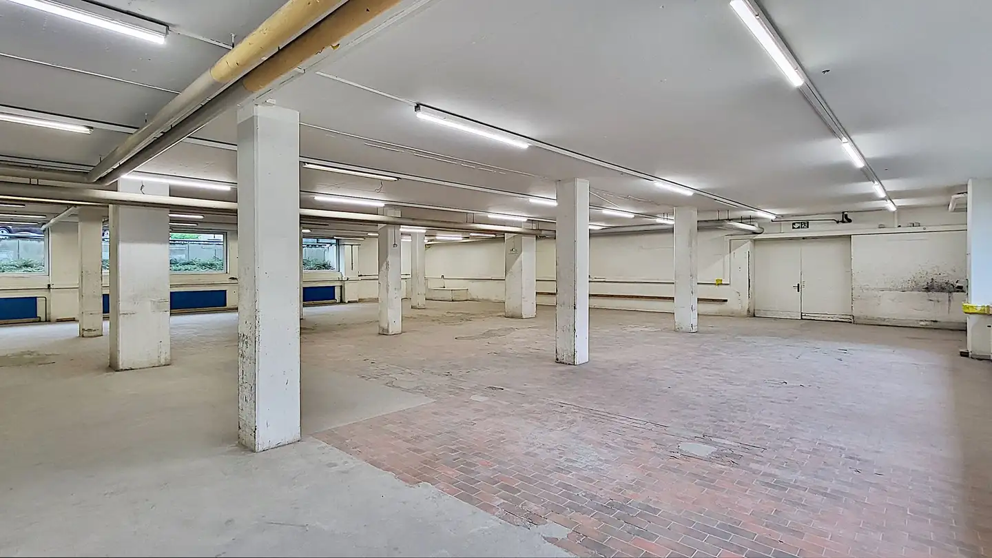 Commercial for rent - Chemin Du Coin / Eckweg 8, 2504 Biel/Bienne - Photo 2