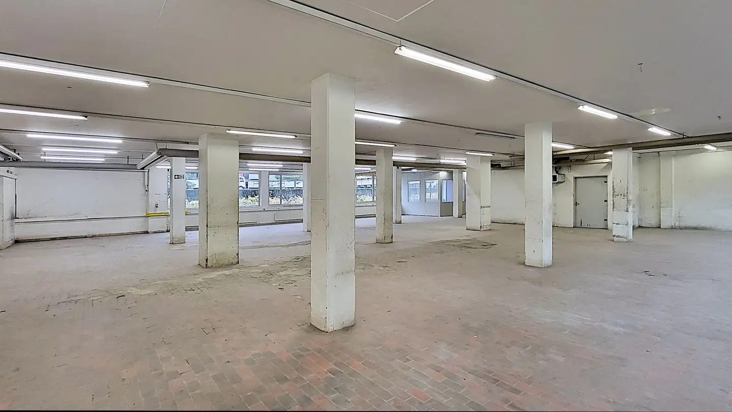 Commercial for rent - Chemin Du Coin / Eckweg 8, 2504 Biel/Bienne - Photo 3