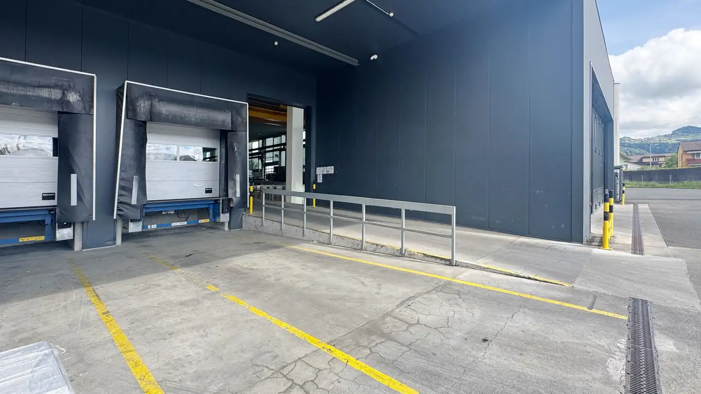 Gewerbe mieten - Schorenstrasse 39, 3645 Gwatt (Thun) - Foto 4