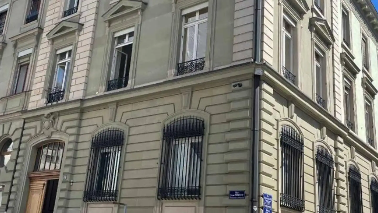 Office space for rent - Rue Jean- Petitot 12, 1204 Genève