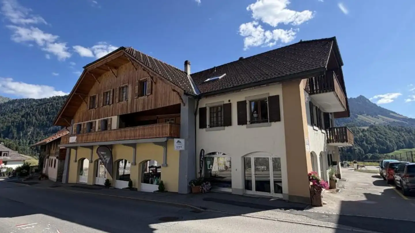 Gewerbe mieten - Rue Du Centre 34, 1637 Charmey (Gruyère)