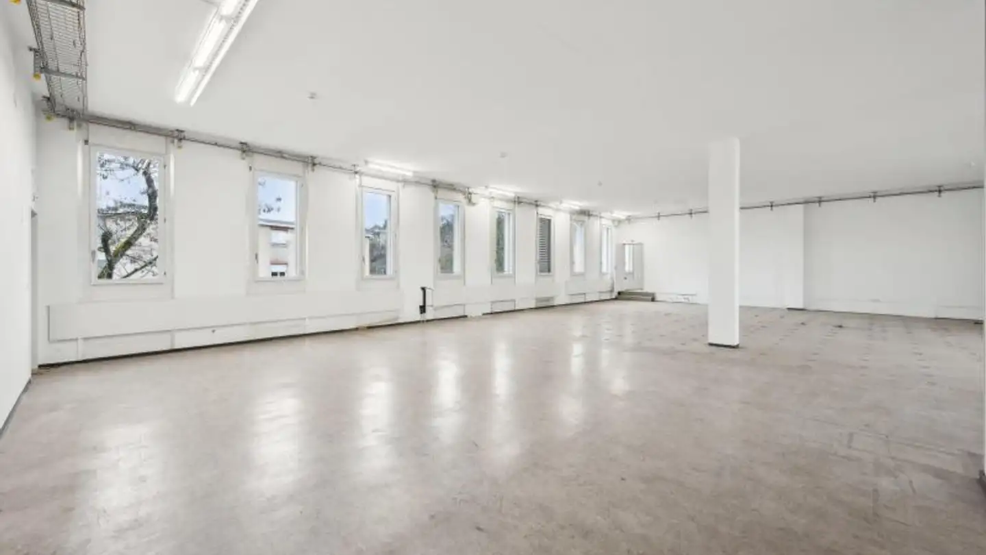 Commercial for rent - Talstrasse 2, 4144 Arlesheim - Photo 4