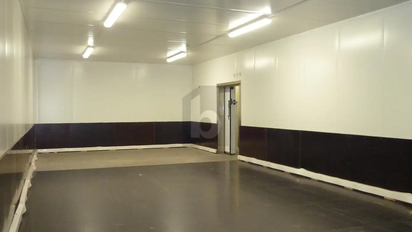 Storage space for rent - 1432 Gressy - Photo 4