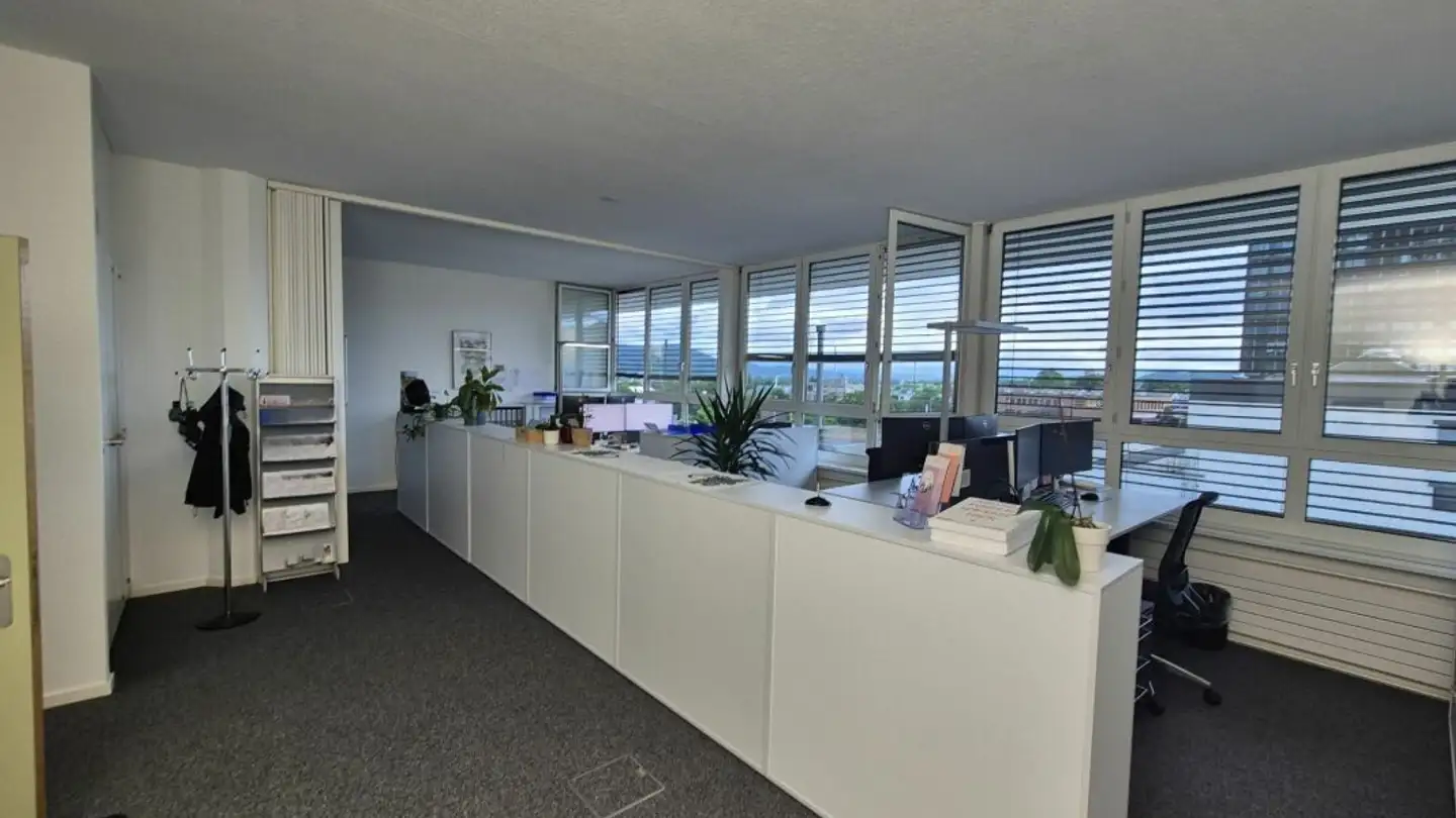 Office space for rent - Hohenrainstrasse 10, 4133 Pratteln - Photo 2