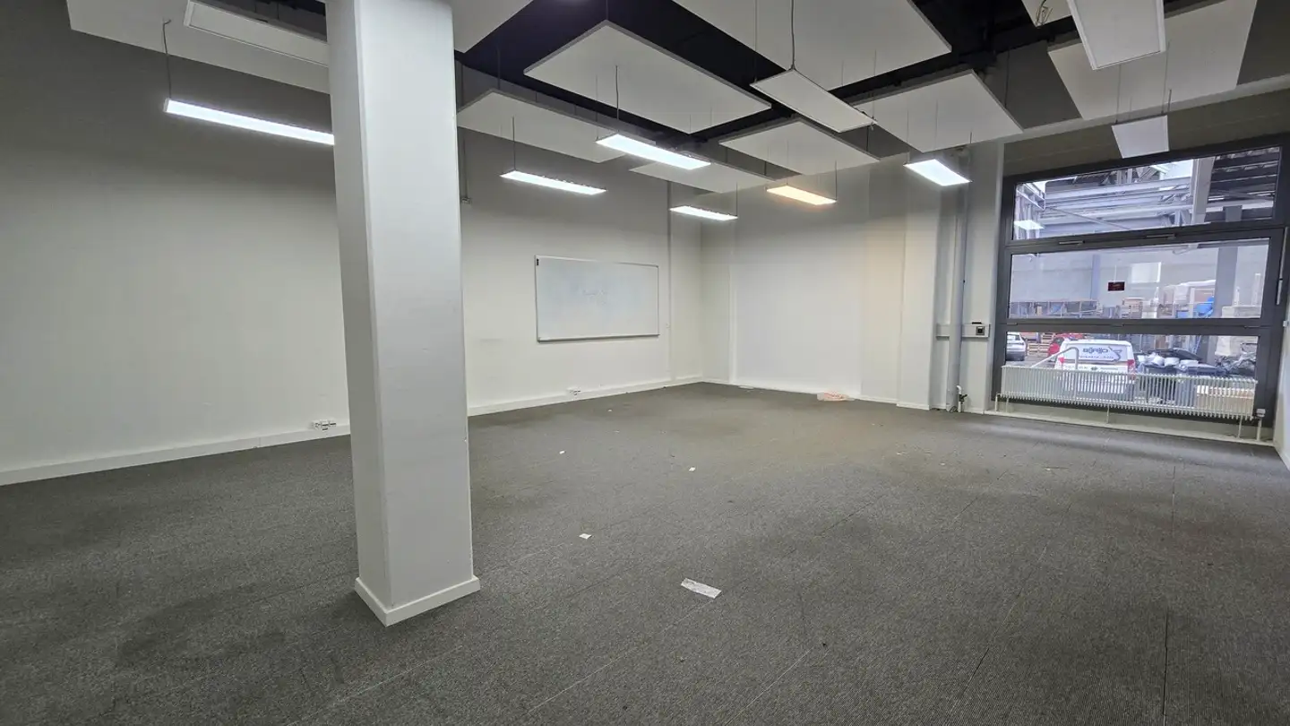Office space for rent - Rue Des Draizes 3, 2000 Neuchâtel - Photo 4