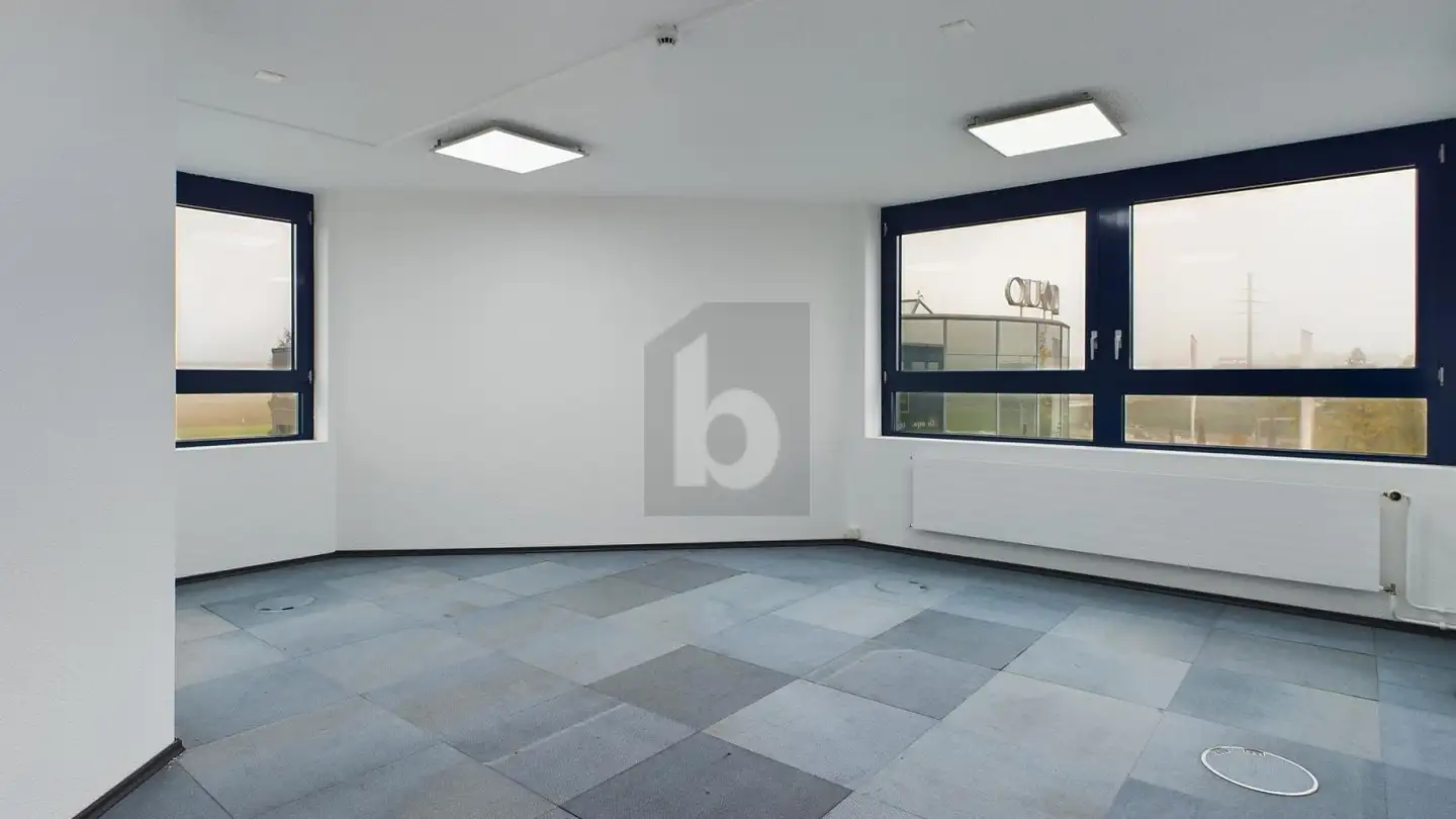 Shop for rent - 4528 Zuchwil