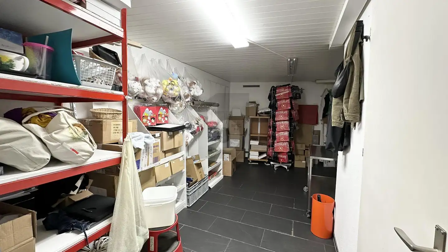 Magasin à louer - 4001 Basel - Photo 3