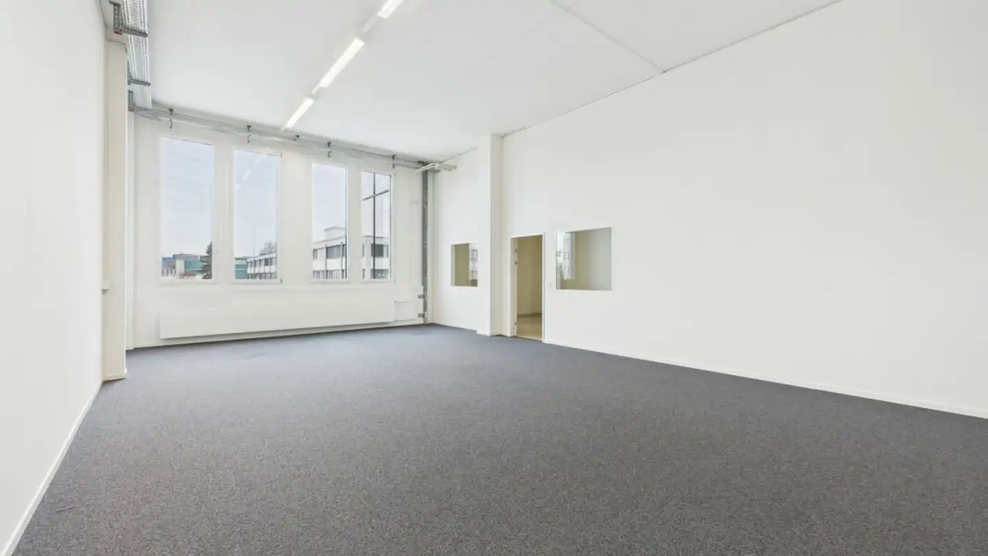 Gewerbe mieten - Riedstrasse 8, 6330 Cham - Foto 4