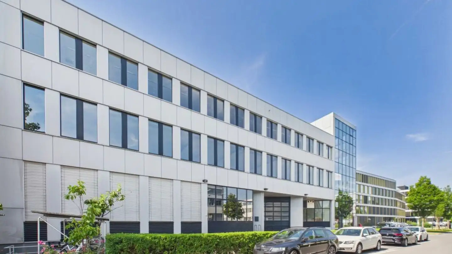 Gewerbe mieten - Riedstrasse 8, 6330 Cham