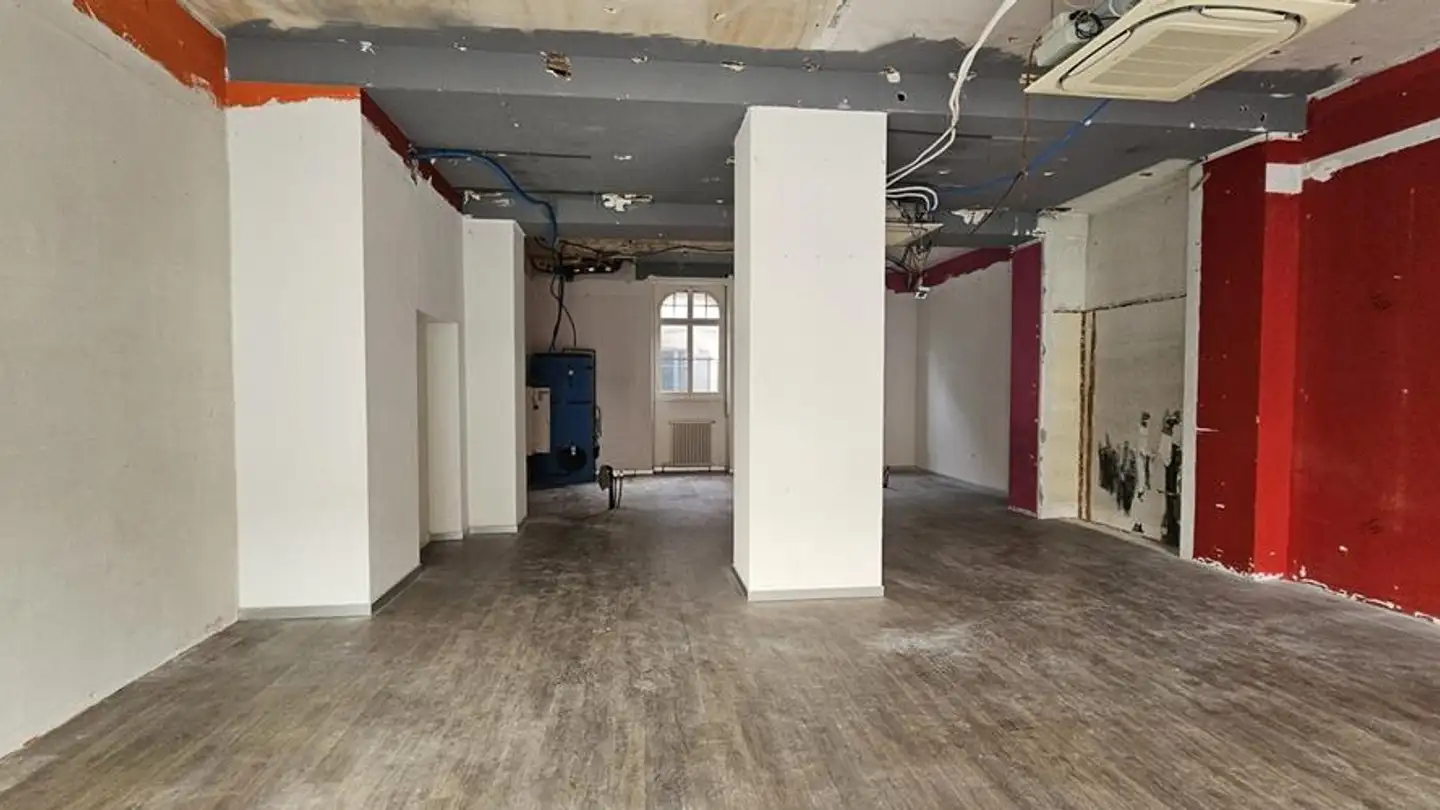 Commercial for rent - Avenue Général-Guisan 14, 3960 Sierre - Photo 4