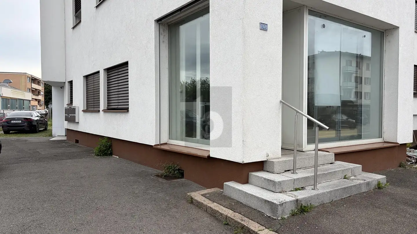 Shop for rent - 8302 Kloten