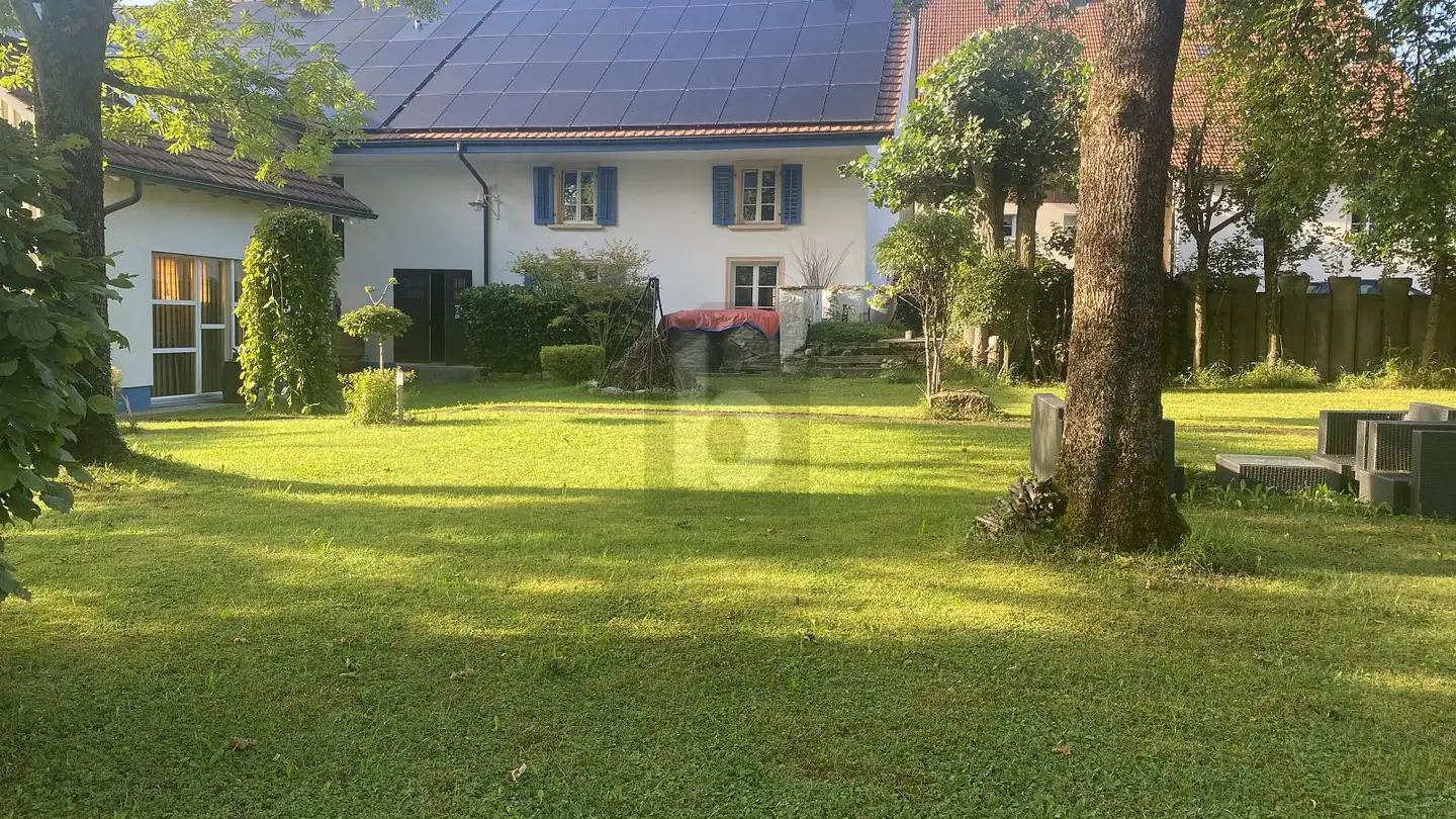 Office space for rent - 5078 Effingen