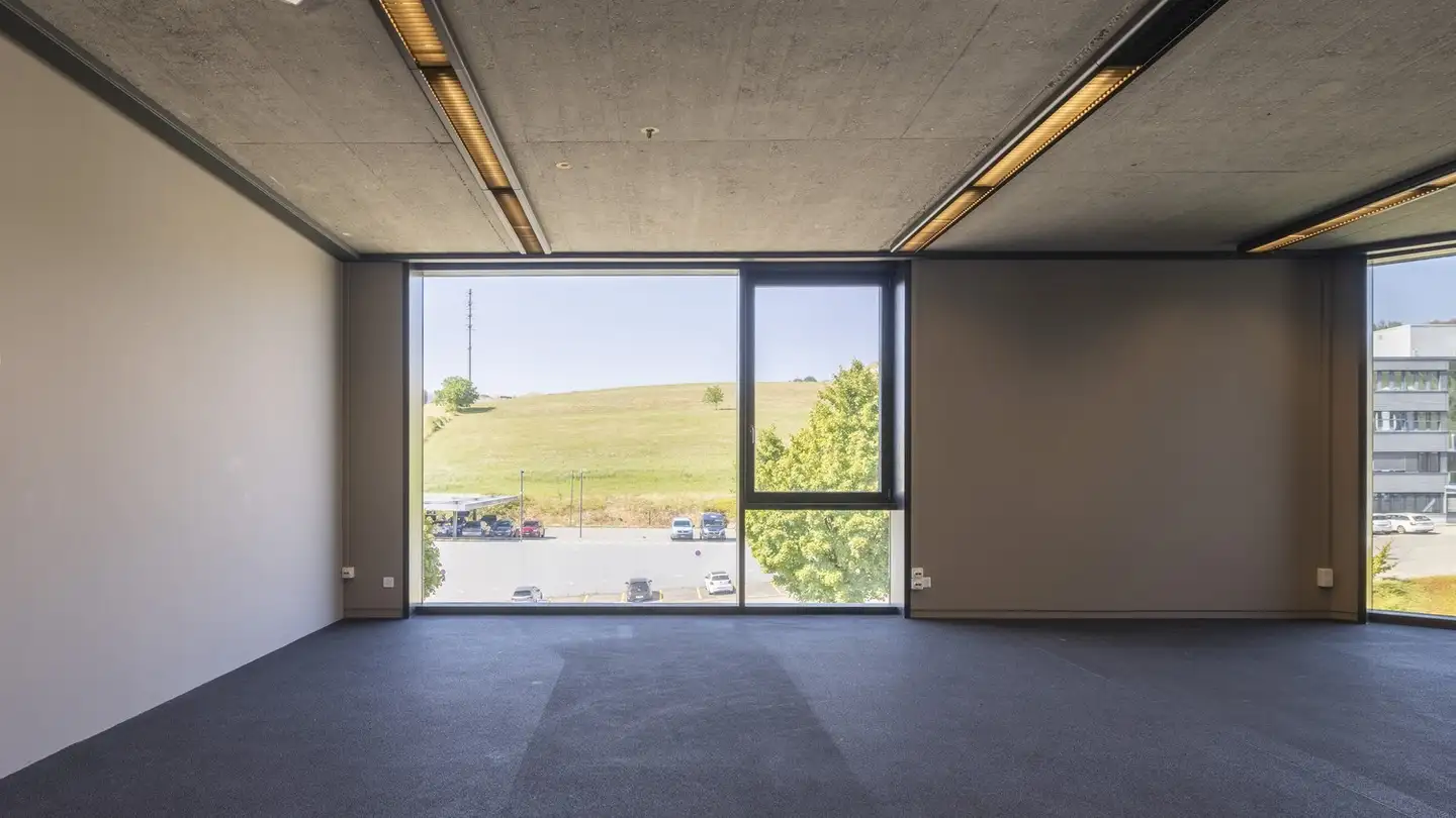Office space for rent - Ruessenstrasse 5a, 6340 Baar - Photo 4