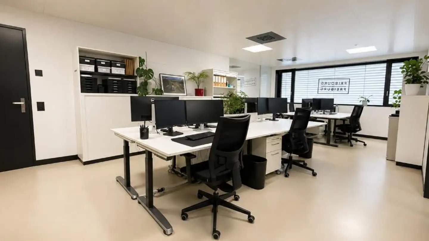 Commercial for rent - Place Jean-Tinguely 1, 1700 Fribourg - Photo 2