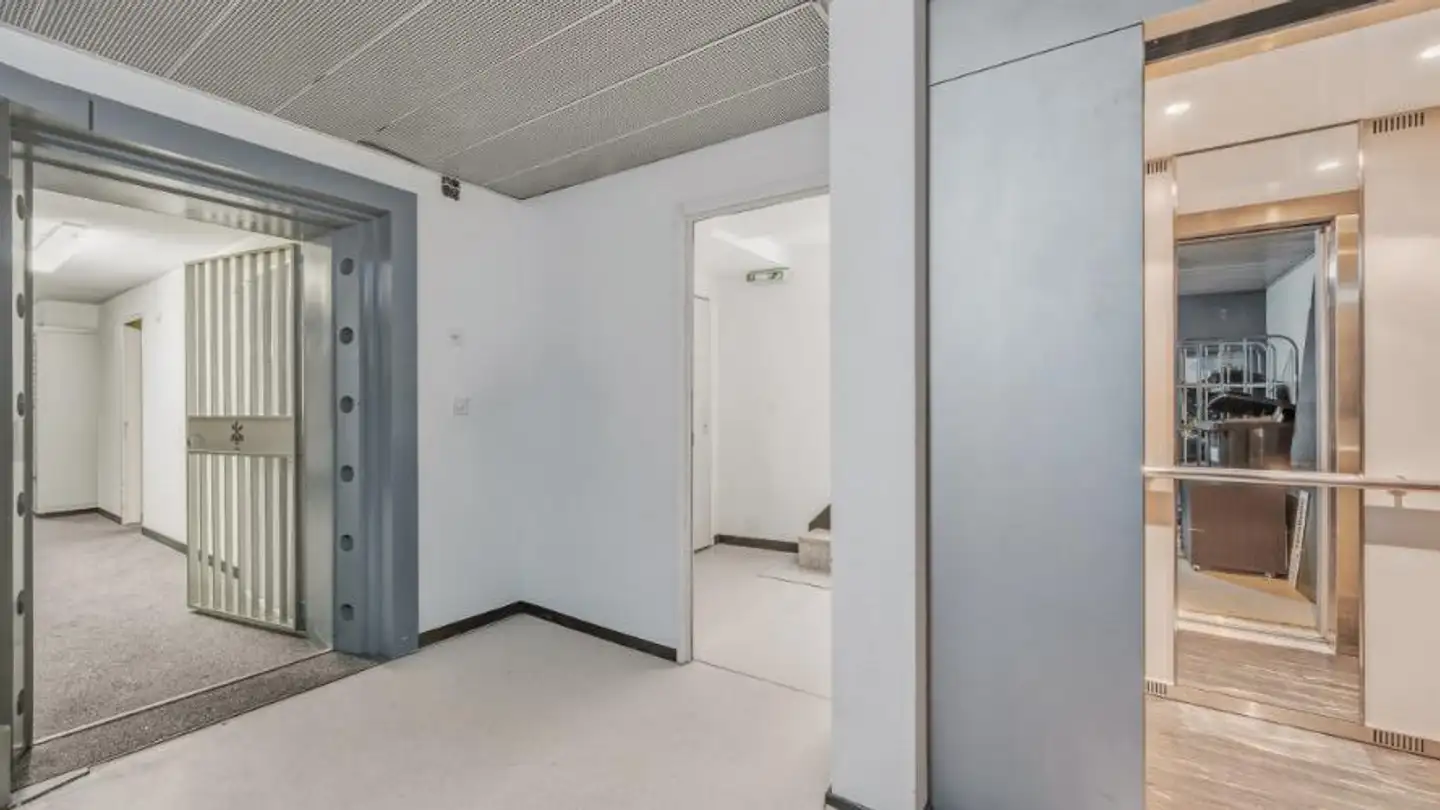 Gewerbe mieten - Avenue Général-Guisan 30, 3960 Sierre - Foto 3