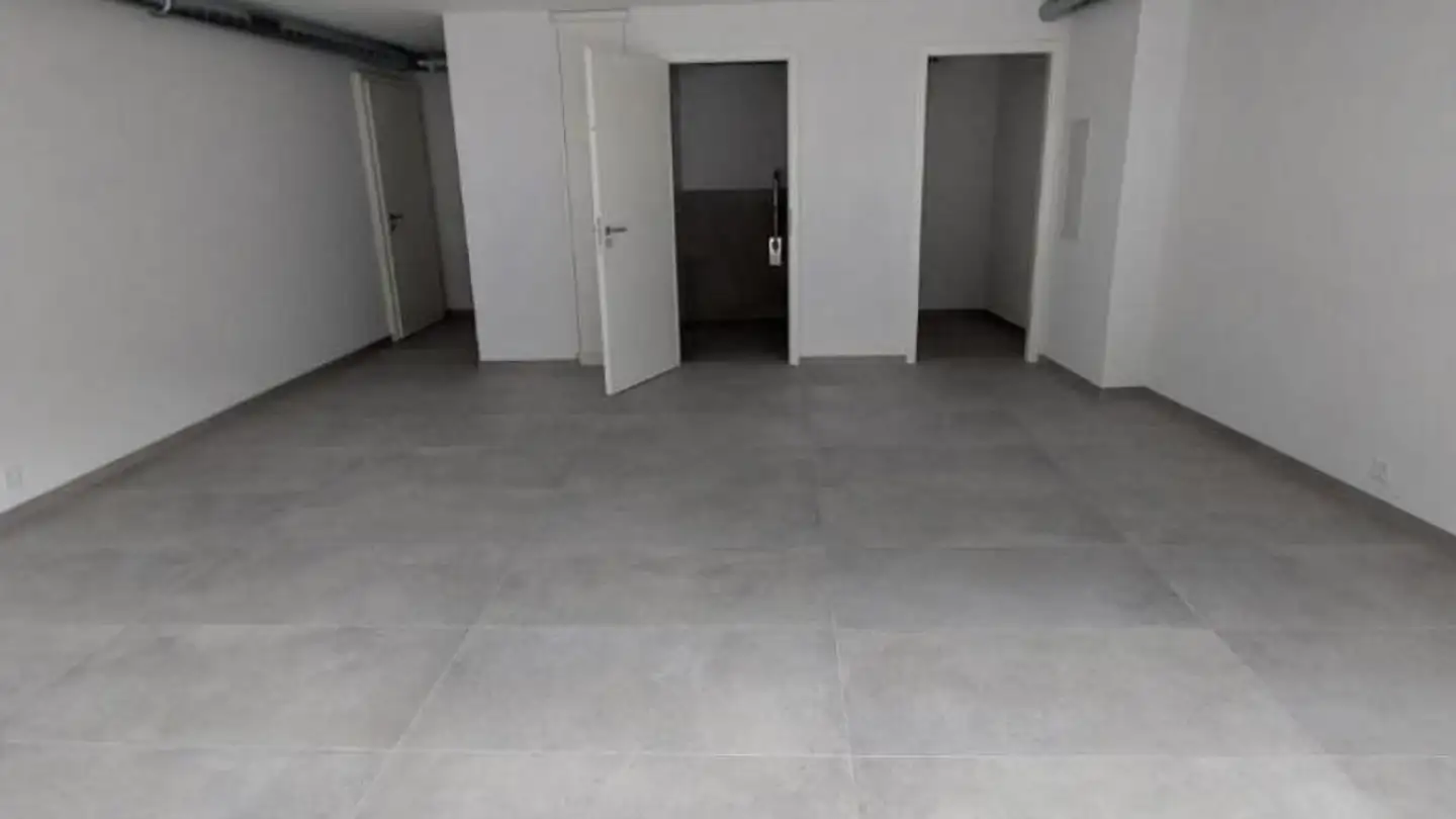Commercial à louer - Avenue Des Alpes 15, 3960 Sierre - Photo 4