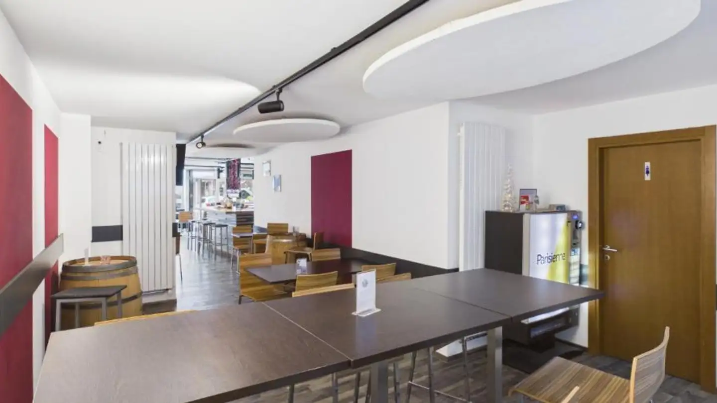Commercial for rent - Rue Pierre Péquignat 11, 2900 Porrentruy - Photo 4
