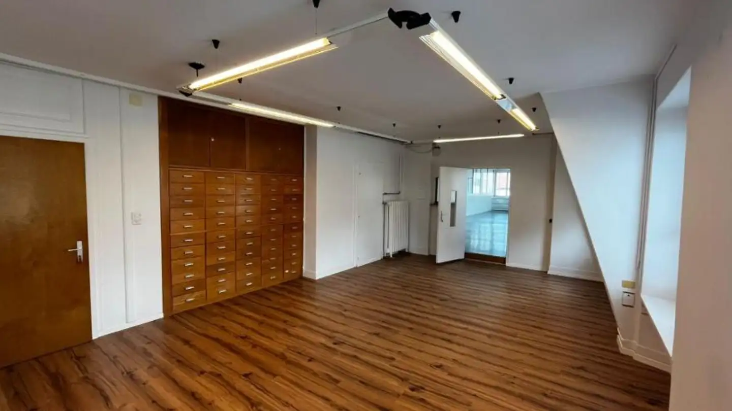 Commercial for rent - Rue Du Doubs 6, 2340 Le Noirmont - Photo 2