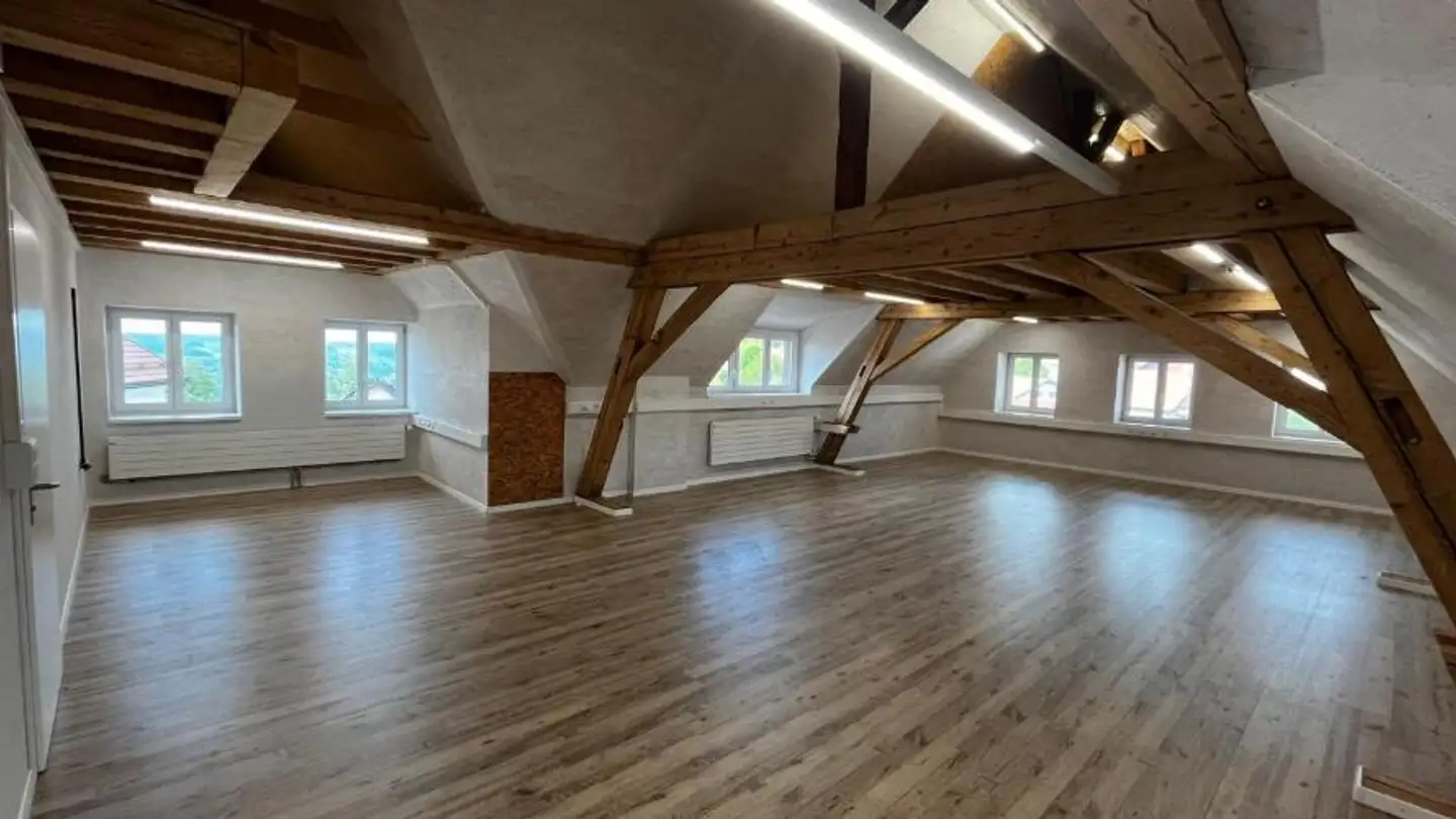 Commercial for rent - 2340 Le Noirmont