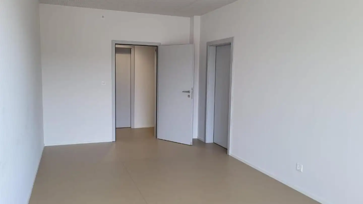 Spazio ufficio in affitto - Rue De La Gare 13, 2074 Marin-Epagnier - Foto 4