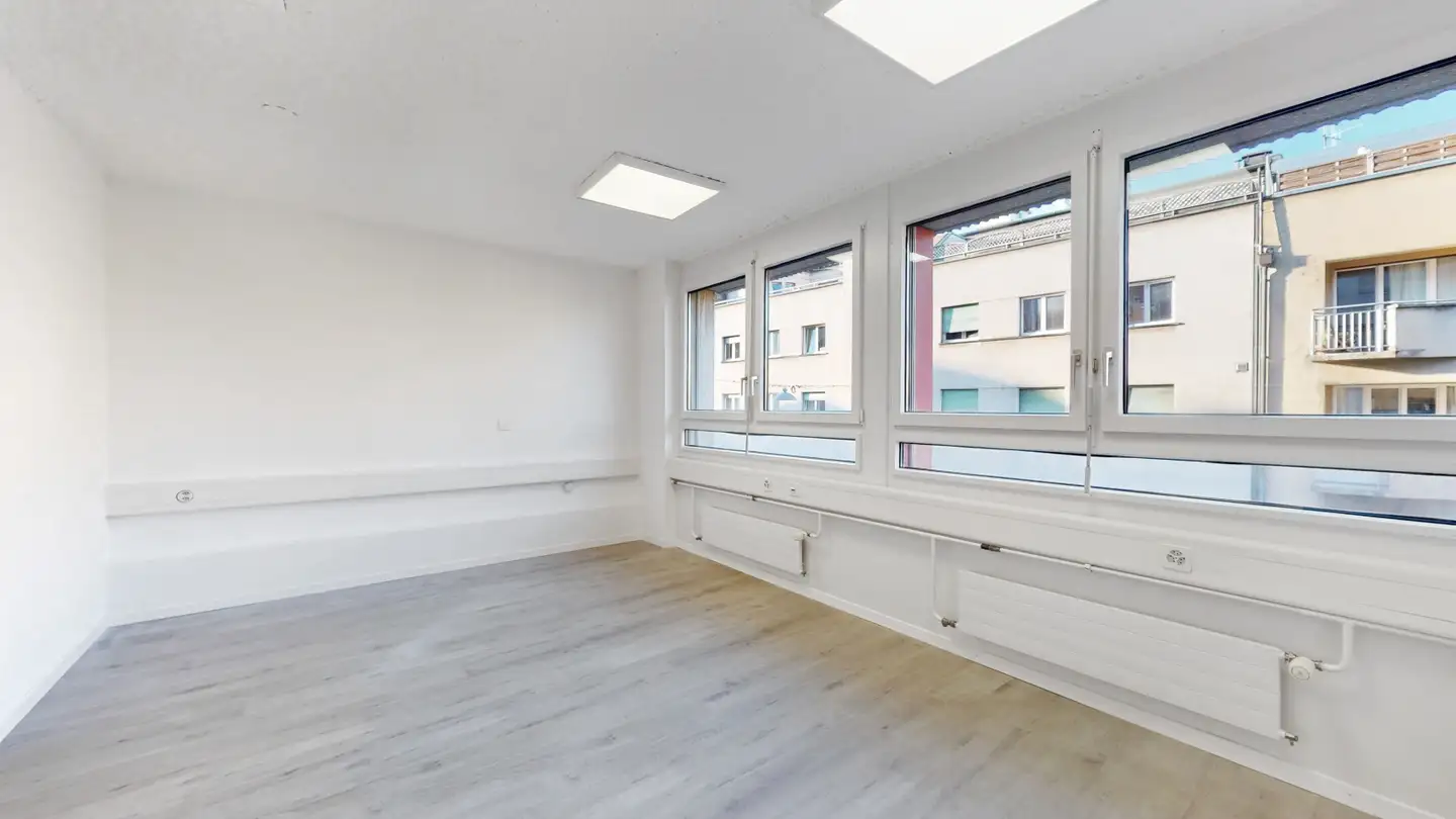 Office space for rent - Rue De La Gare 45, 1260 Nyon - Photo 2