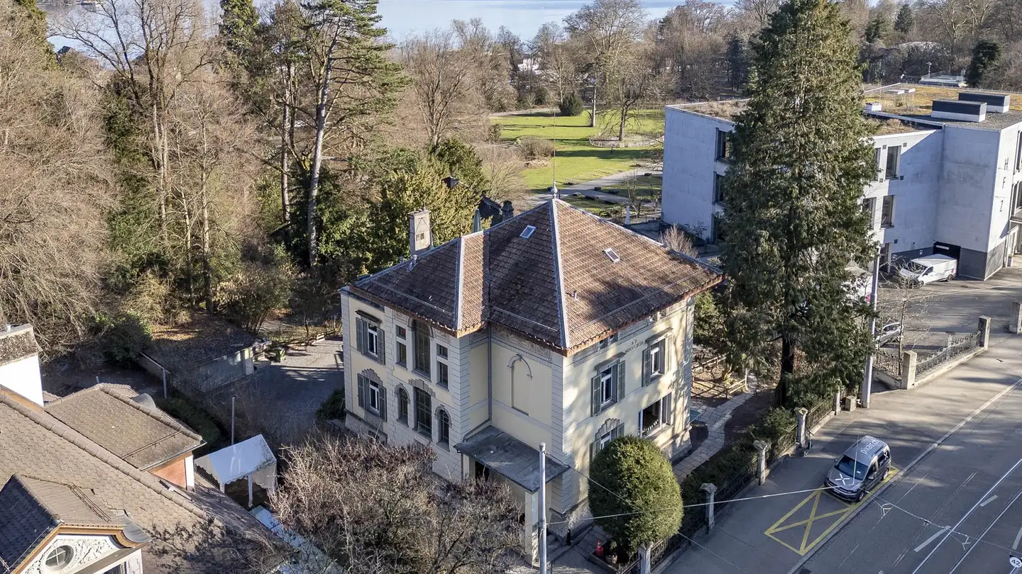 Commercial à louer - Seestrasse 135, 8002 Zürich