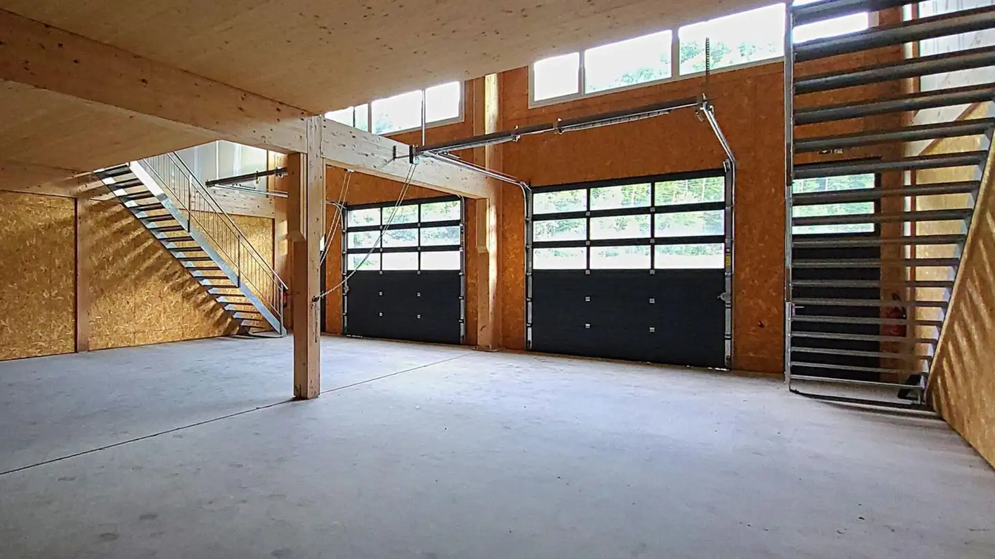 Gewerbe mieten - Industriestrasse, 3812 Wilderswil