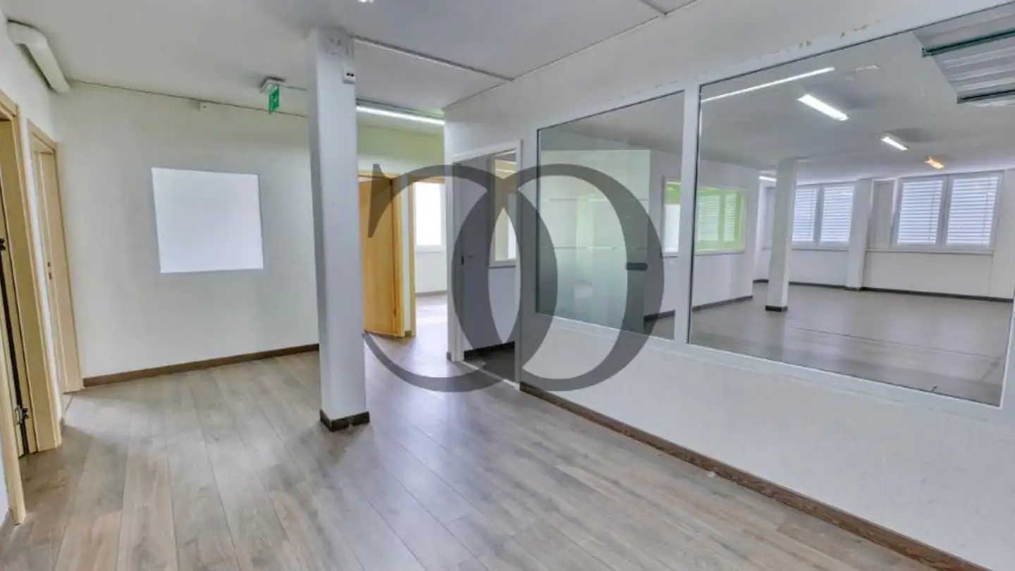 Commercial à louer - 1618 Châtel-St-Denis - Photo 3