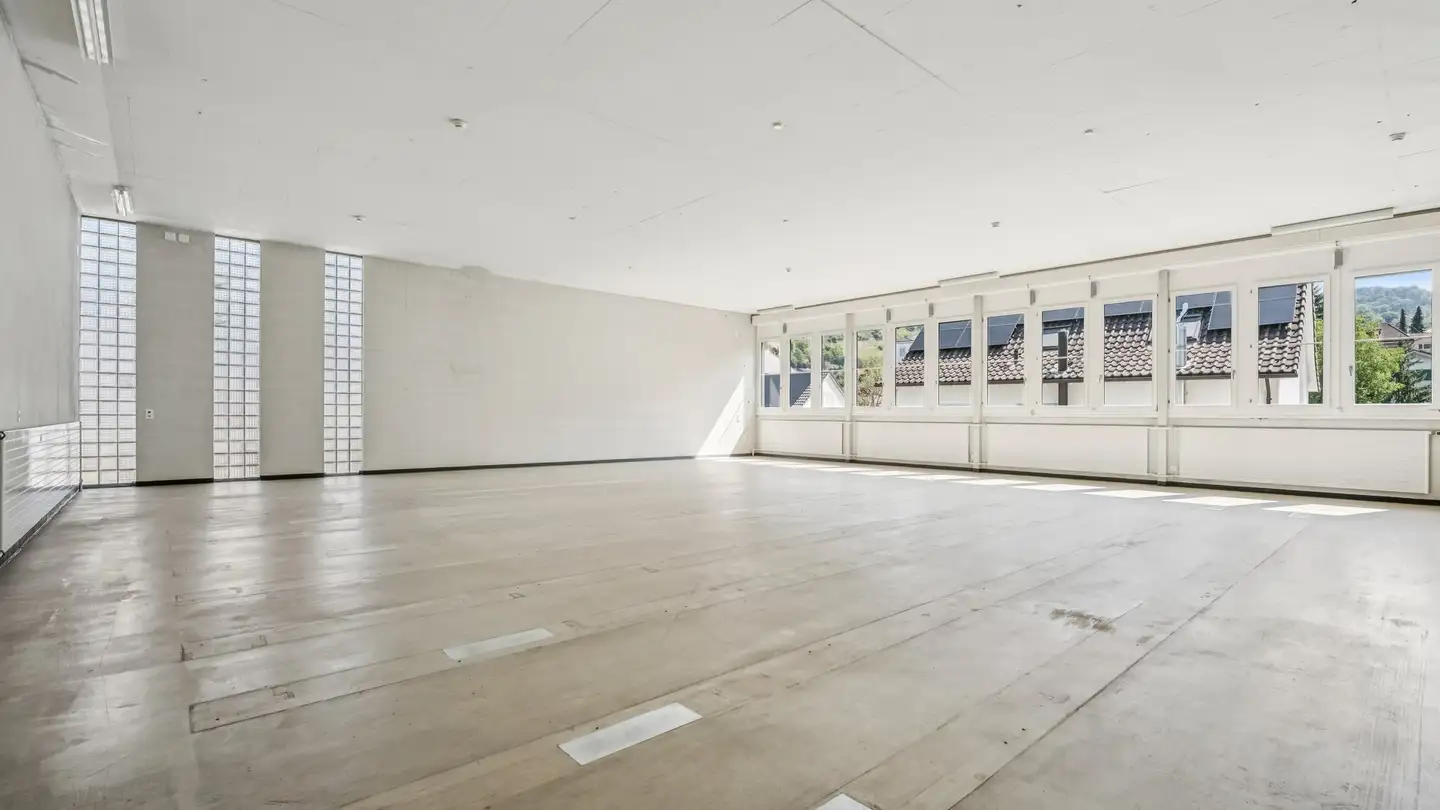 Commercial for rent - Eimattstrasse 25, 4436 Oberdorf BL - Photo 3