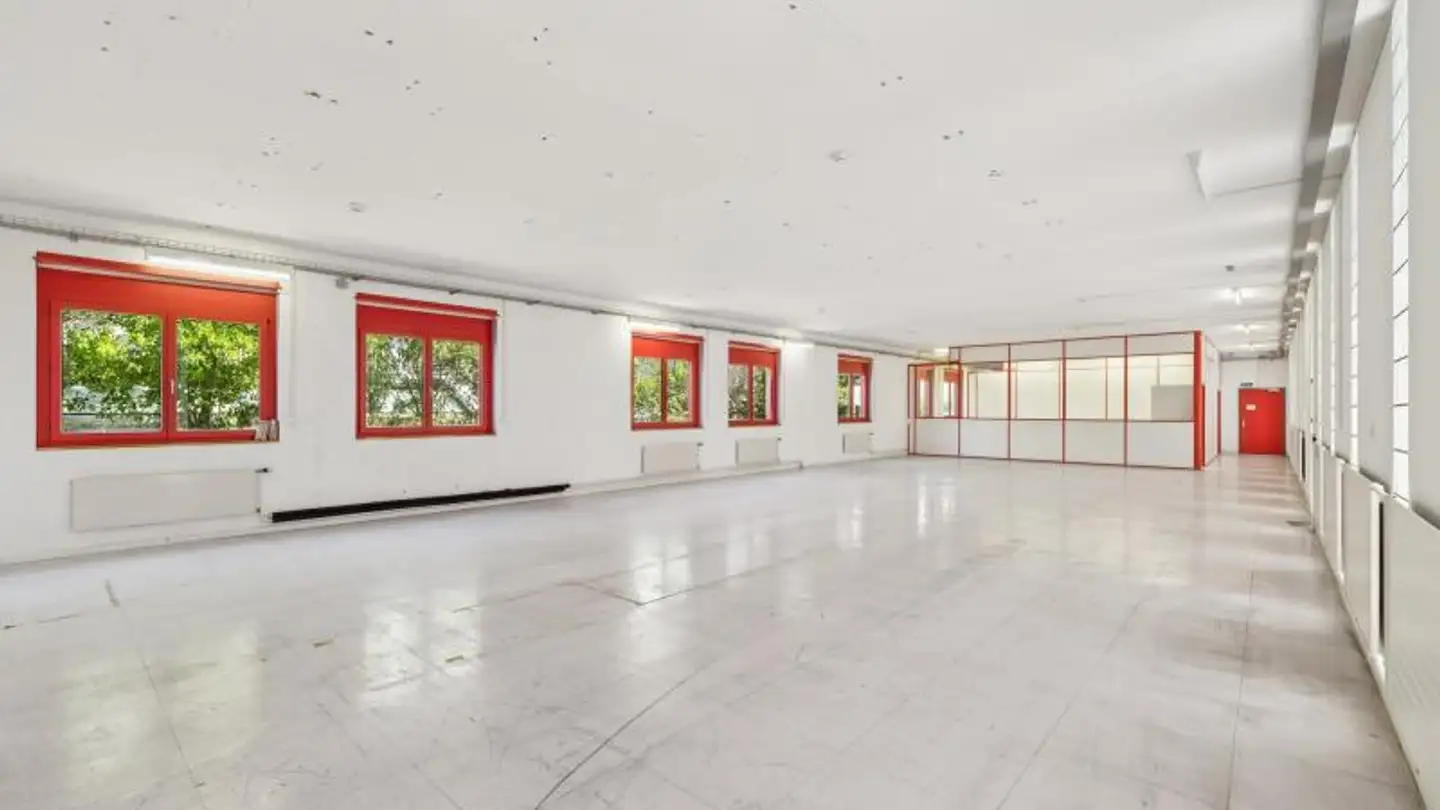 Bürofläche mieten - Hinterfeldstrasse 34, 4242 Laufen - Foto 2