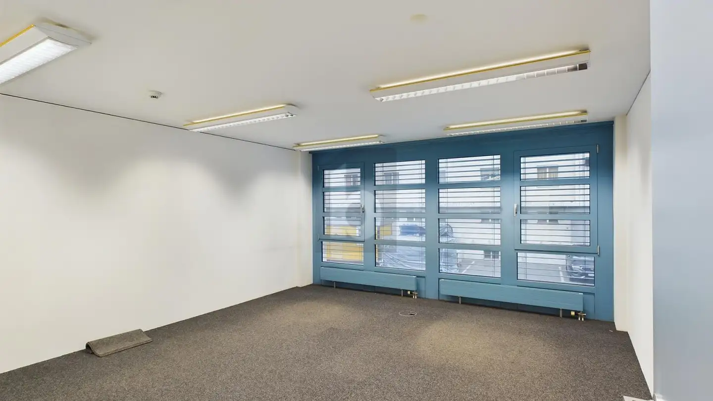 Bureau à louer - 7000 Chur - Photo 2