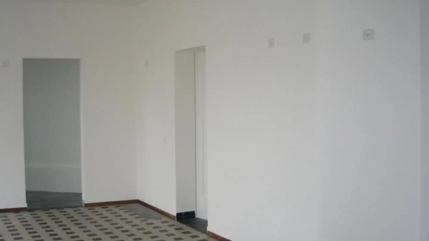 Shop for rent - Rue Du Favez 24, 1530 Payerne - Photo 3